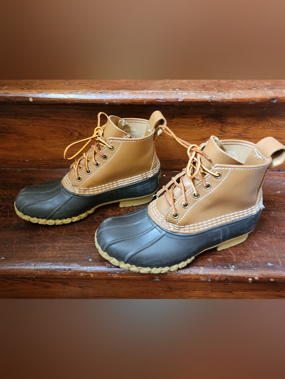 L.L. Bean Women’s 6" Bean Boots Size 6M Tan/Brown Duck Boots-GREAT Condition